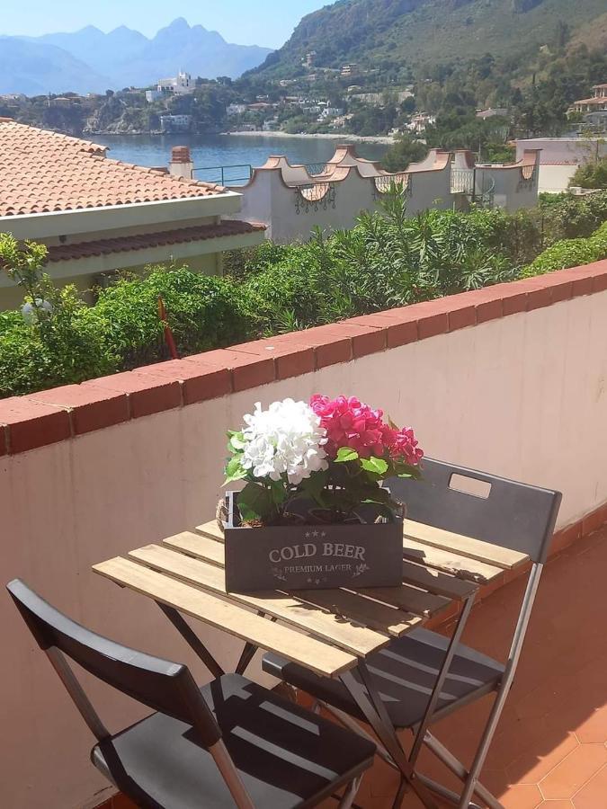 Casa Vacanze Sicilia Bedda Seaside Santa Flavia Exterior foto