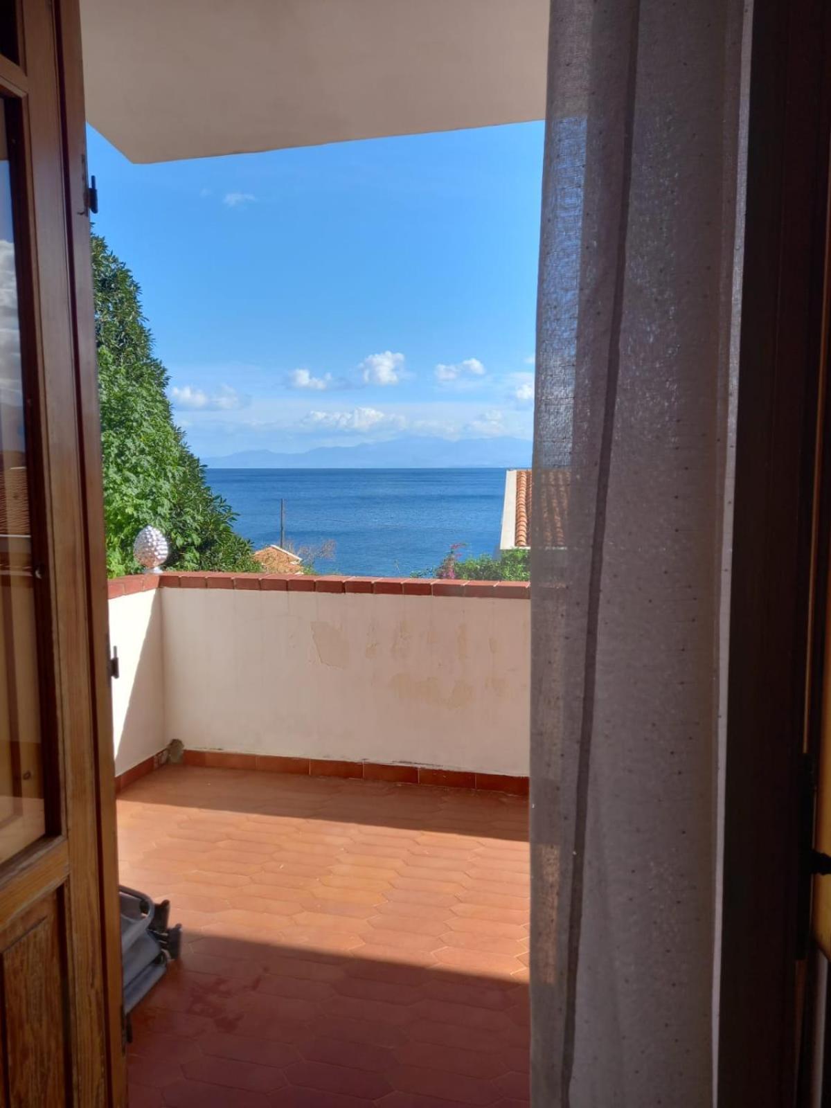 Casa Vacanze Sicilia Bedda Seaside Santa Flavia Exterior foto